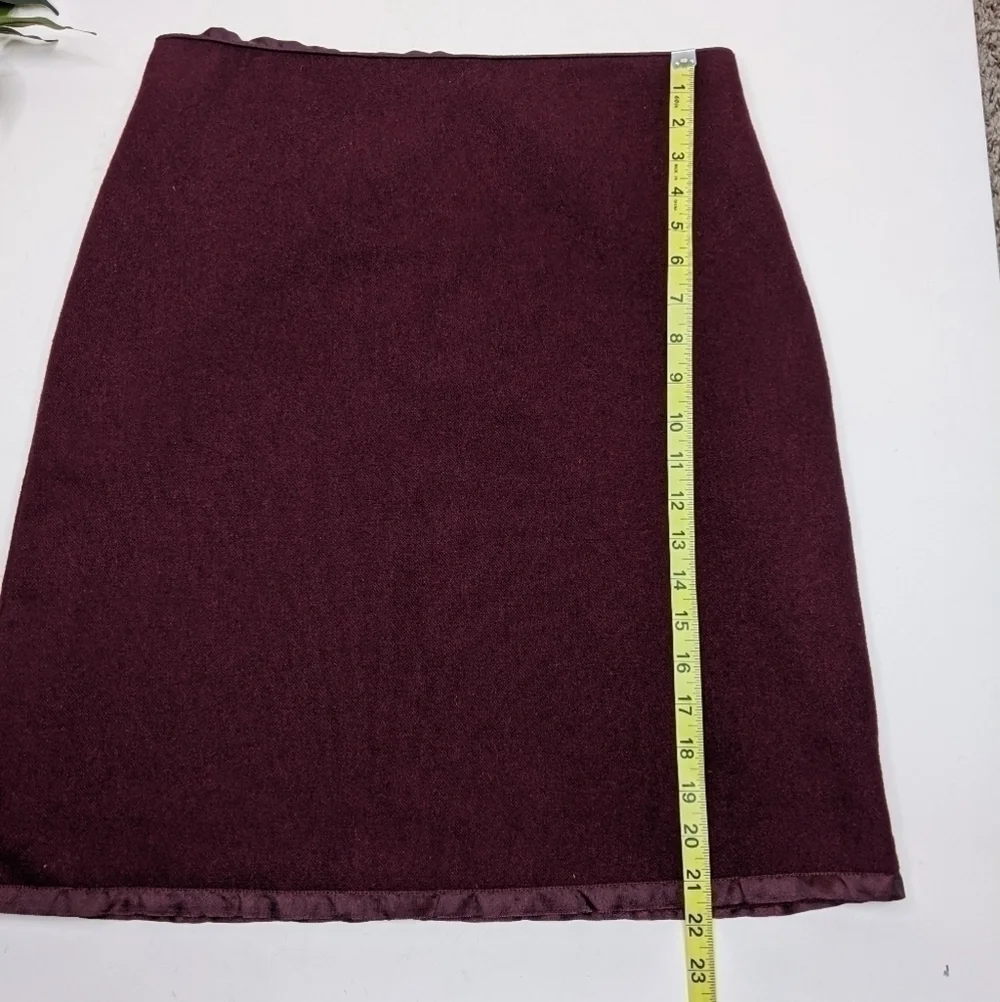 Old Navy Vintage Wool Blend Maroon A-line Skirt Size 8